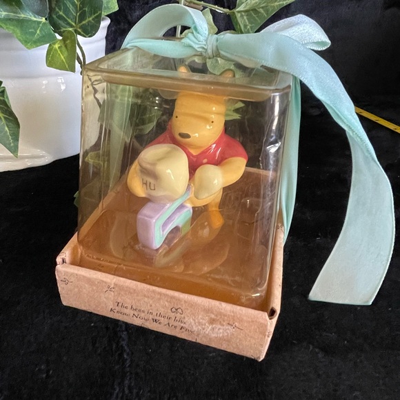 Winnie the Pooh Birthday Keepsake 5 - Picture 2 of 5